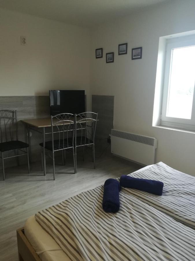 Nopara Gyogysertar Apartman, Soerfozde, Bisztro - Petofi Utca 29 Tiszafüred