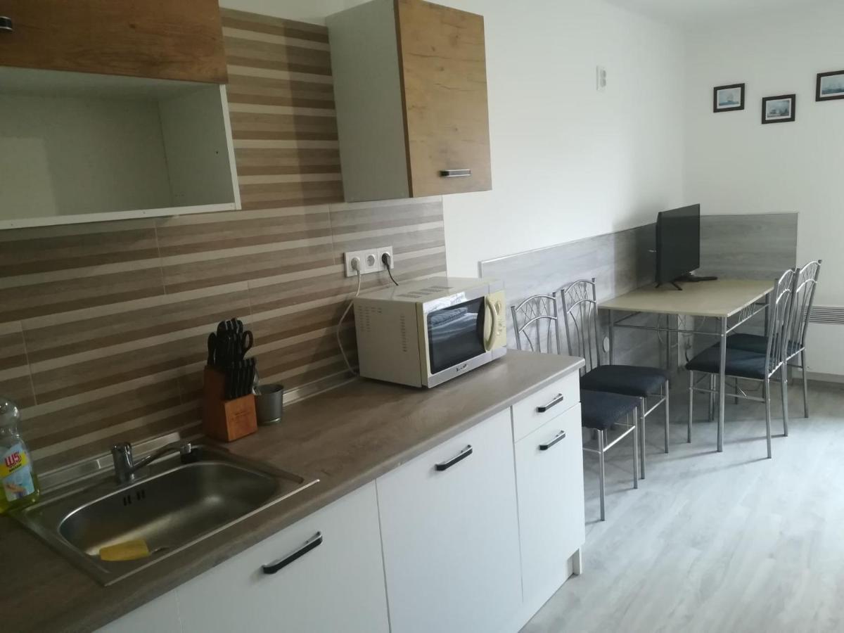 Nopara Gyogysertar Apartman, Soerfozde, Bisztro - Petofi Utca 29